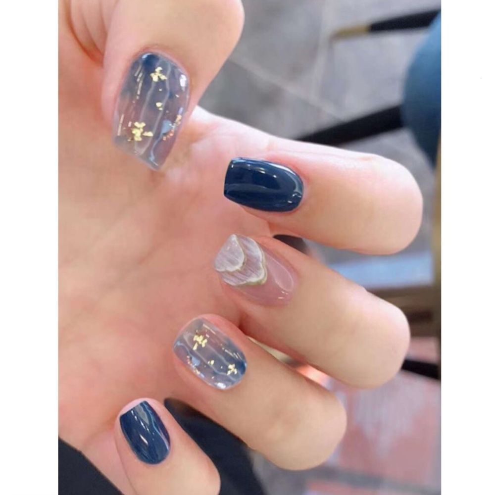 Blue Ombre Press-On Nails